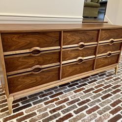 Vintage MCM Lane 9 Drawer Dresser