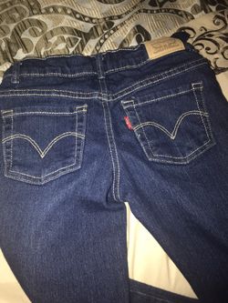 Girls Levi jeans