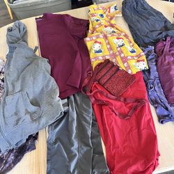 Women’s Size Lg Clothing And Scrubs 25 Pcs Total