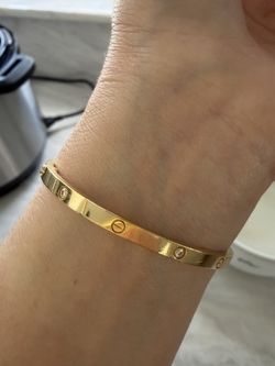 Cartier Bracelet 6 diamonds small