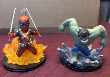 Deadpool and Hulk QFig Vinyl Figures - Lootcrate
