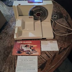 Waring 11FS10 Thin Slicer Stainless Steel Blade Electric Slicer Like New 