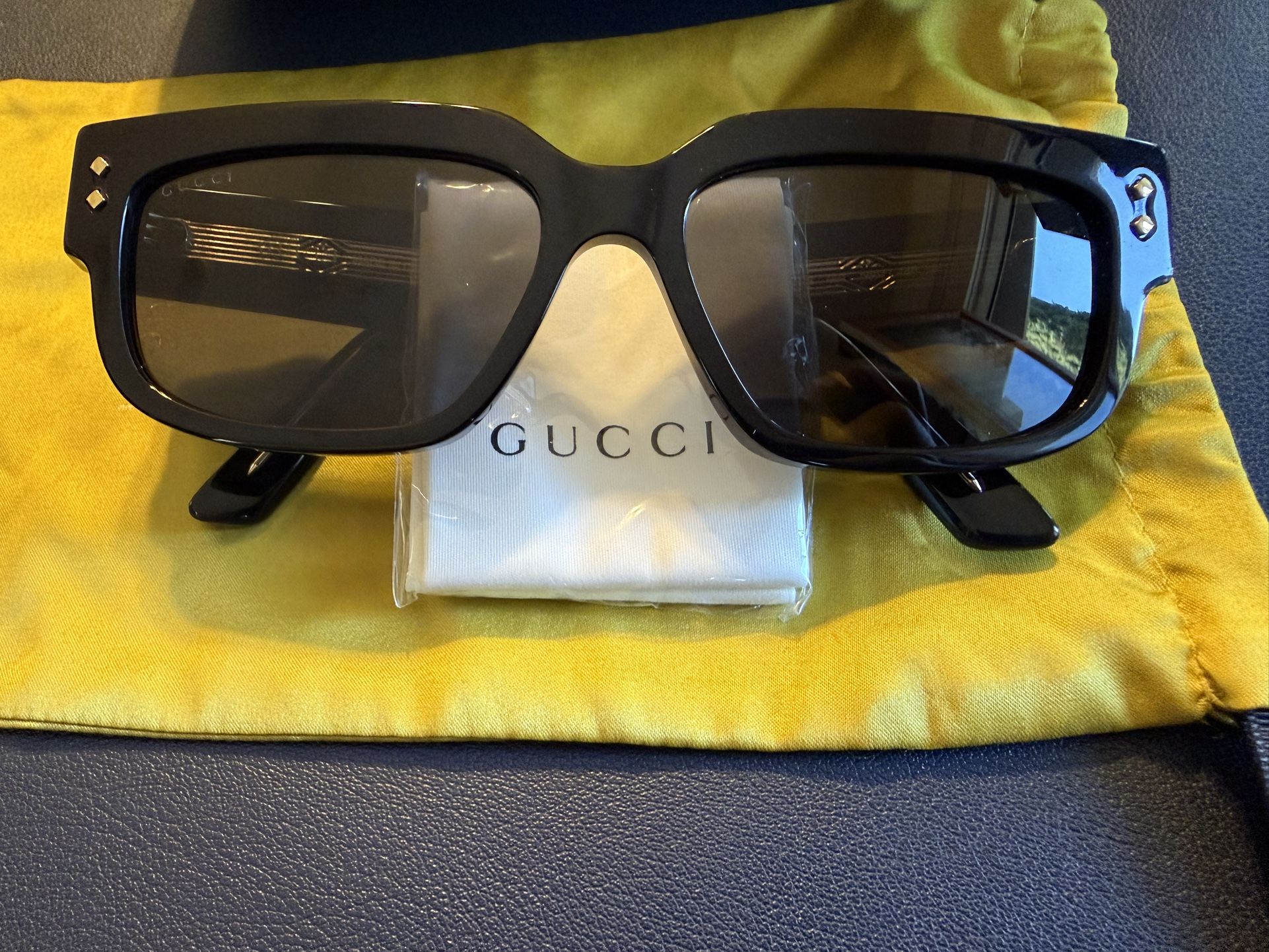 Gucci Sunglasses 