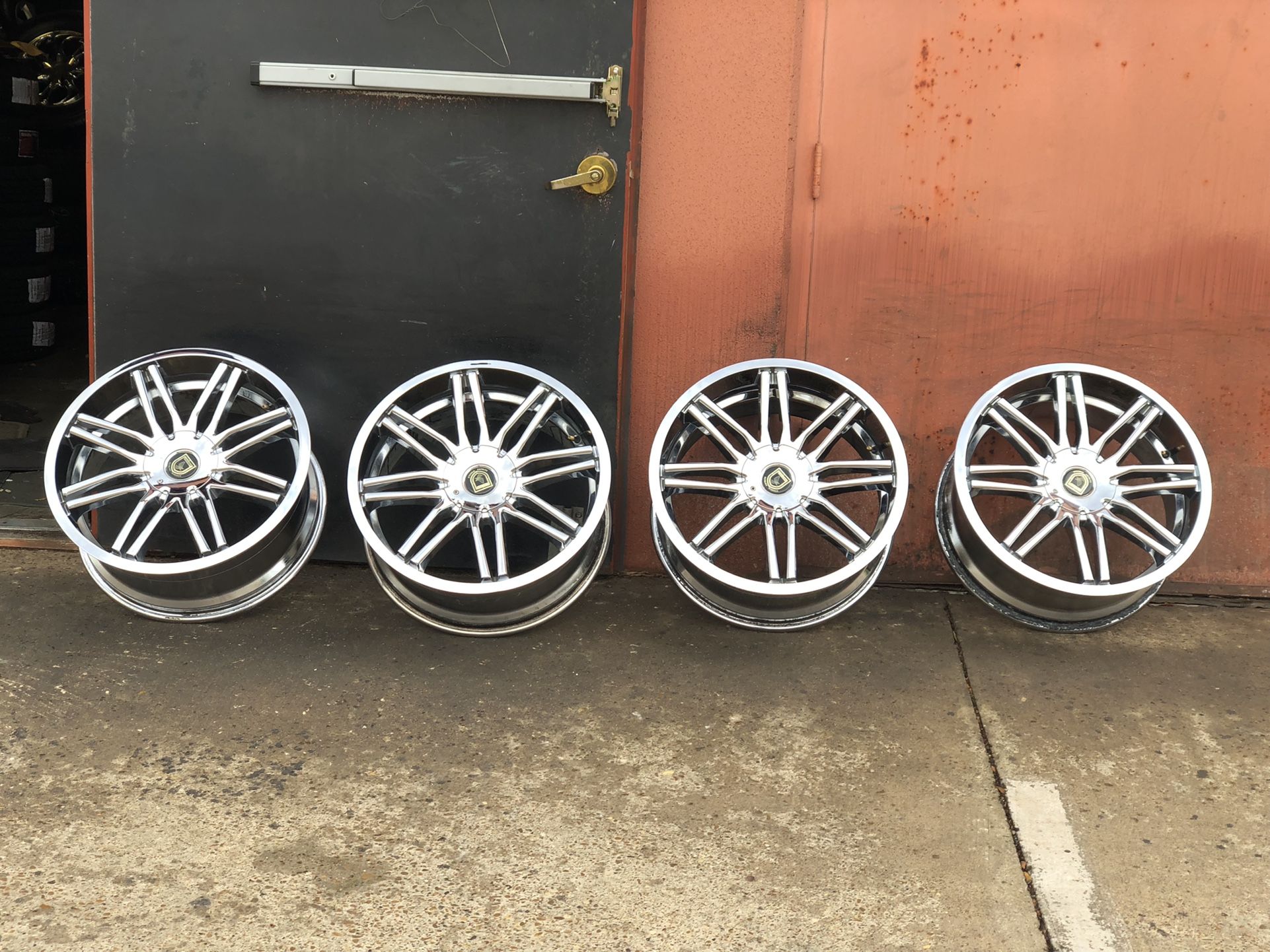 BMW Chevy GMC Cadillac Range Rover rims Wheels 20 Inch Chrome 5 lug ...