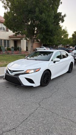 2018 Toyota Camry Hybrid