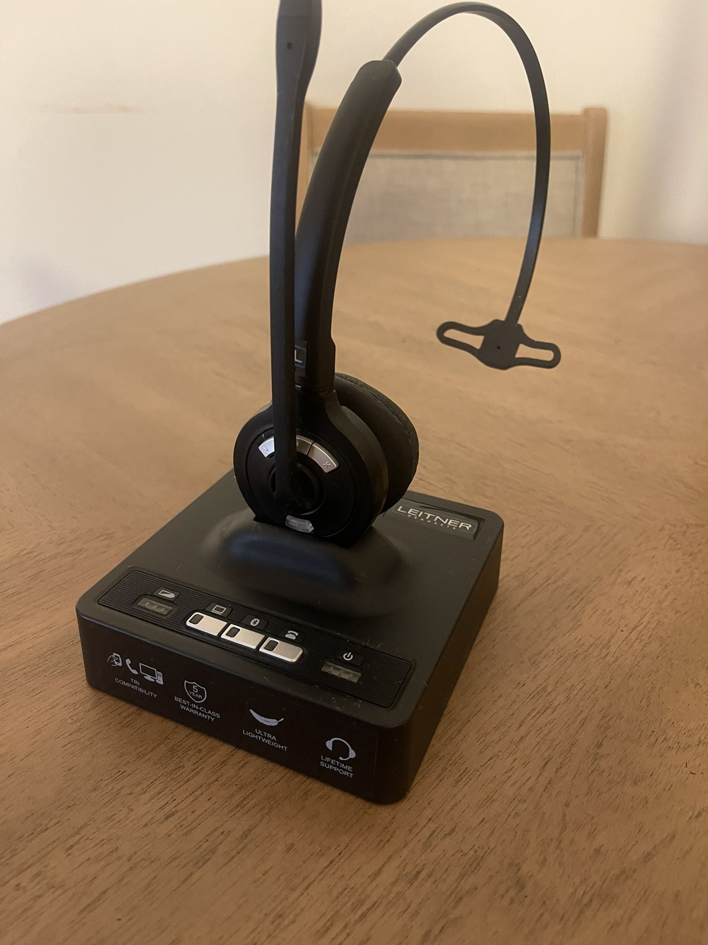 🎧 FOR SALE: Leitner LH275 Office Headset – Noise-Canceling, Dual-Ear, Great Condition!