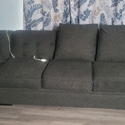 L-shaped Sectional Couch