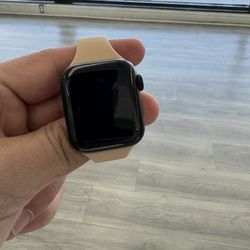 Apple Watch SE 
