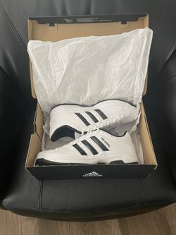Mens Adidas Pro Model 2G, Size 11.5, BRAND NEW 