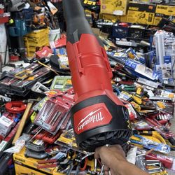 Milwaukee blower attachment