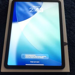 iPad Air M1 $300