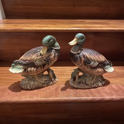 Beautiful Vintage Porcelain Mallard Ducks