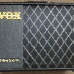 Vox V20x Tube Guitar Amplifier 