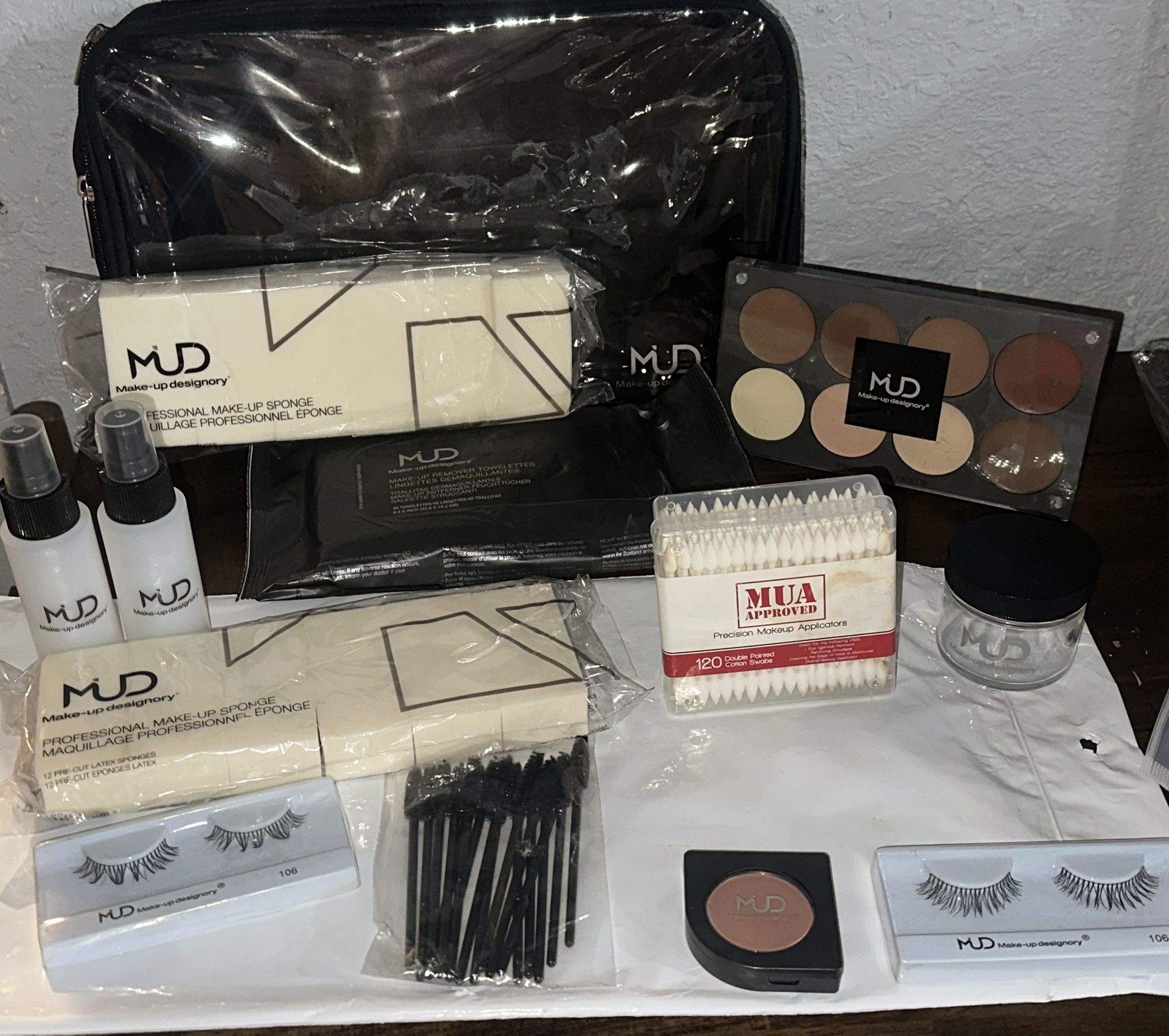 Mud makeup kit