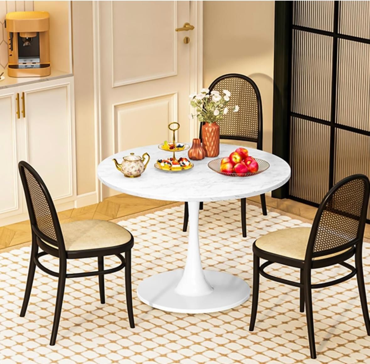 Tulip Pedestal Table