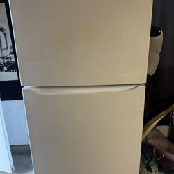 LG 20 Cubic Ft Fridge