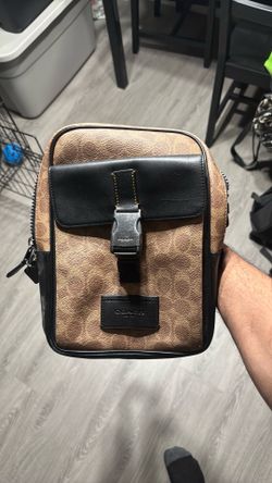 Coach track pack (New)