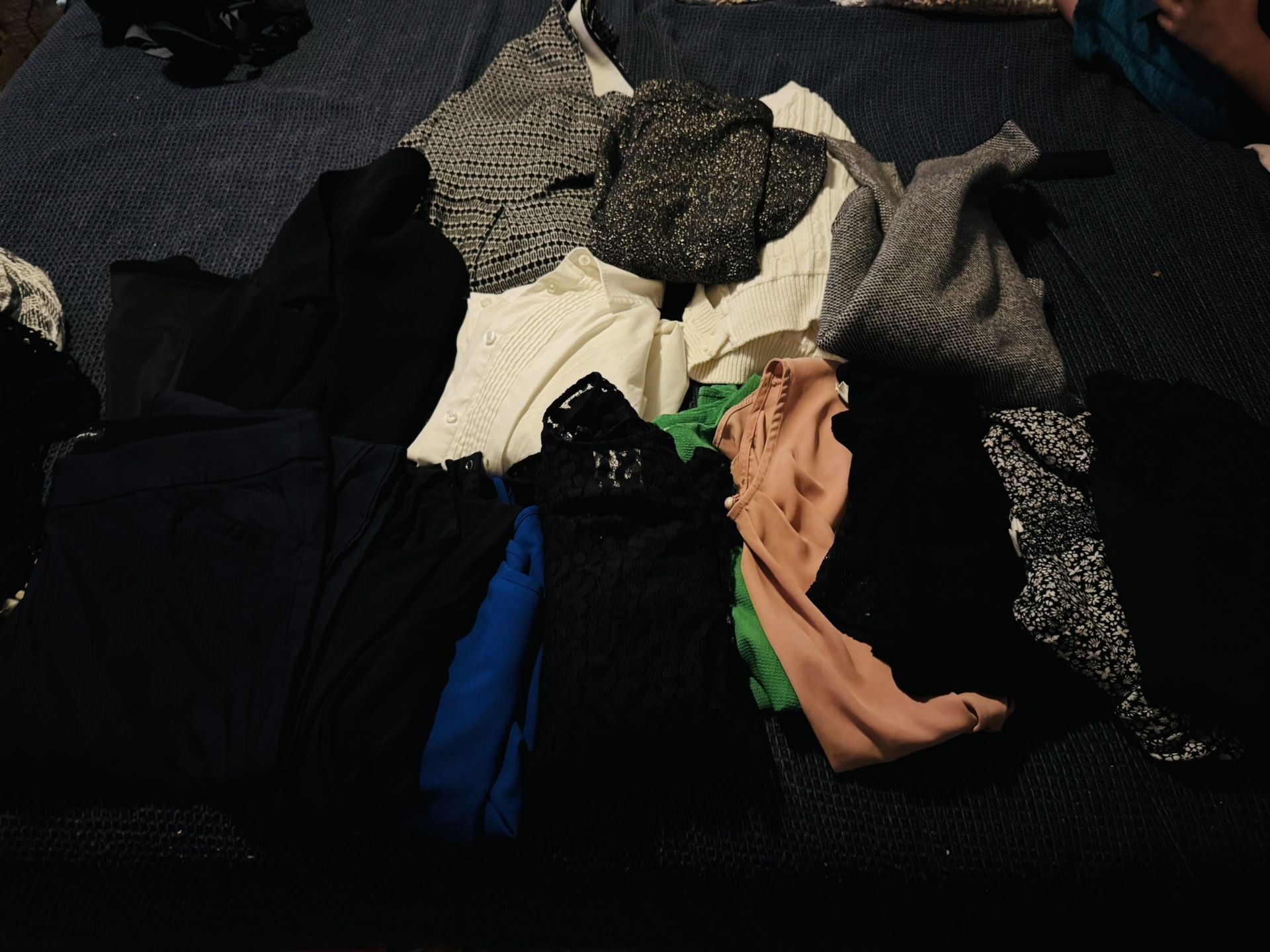Free Women’s Clothing / Businesses Casual
