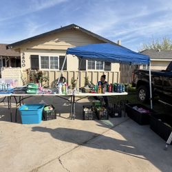 Yard sale 