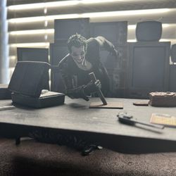 Batman Arkham Origins Collector's Edition Joker Statue 
