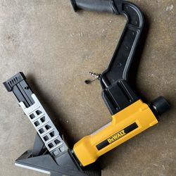 Dewalt Flooring Gun