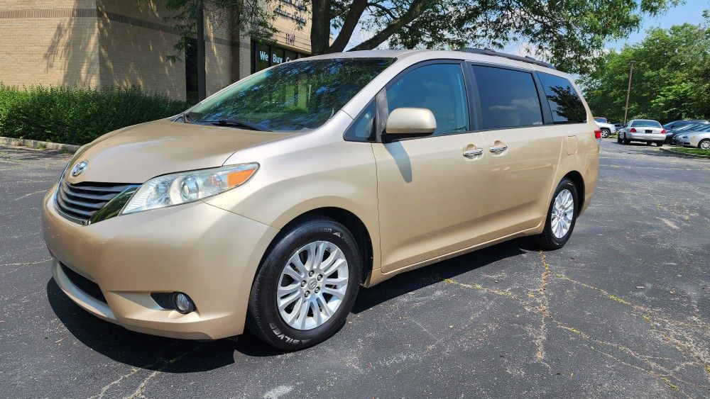 2011 Toyota Sienna