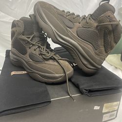 Adidas Yeezy Desert Boot