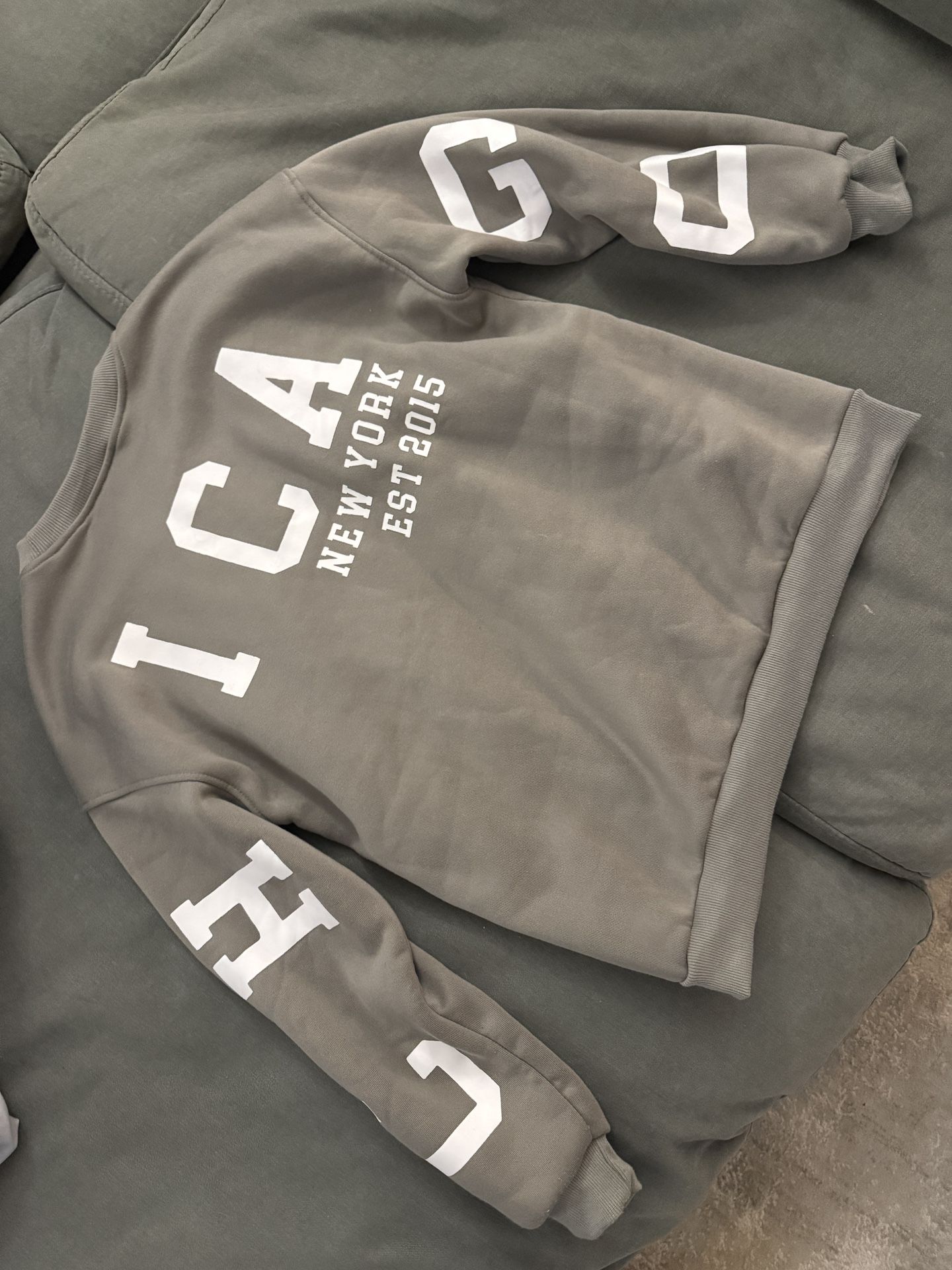 New- Chicago Sweatshirt