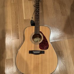 Yamaha acoustic Guitar