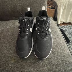 Nike air max 270 size 9 1/2