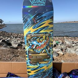 Santa Cruz Pokémon M Charzard 