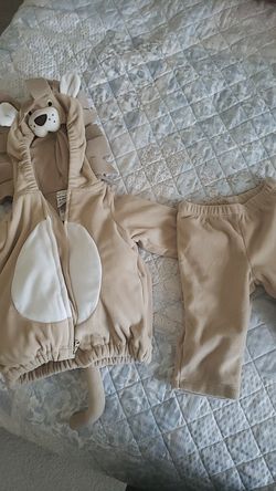 Lion costume 3-6 months