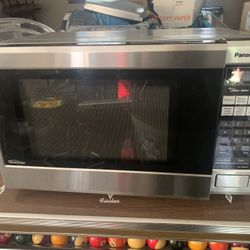 Panasonic Touch Screen Microwave 