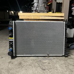 AutoZone Duralast Radiator 97 - 04 Mustang