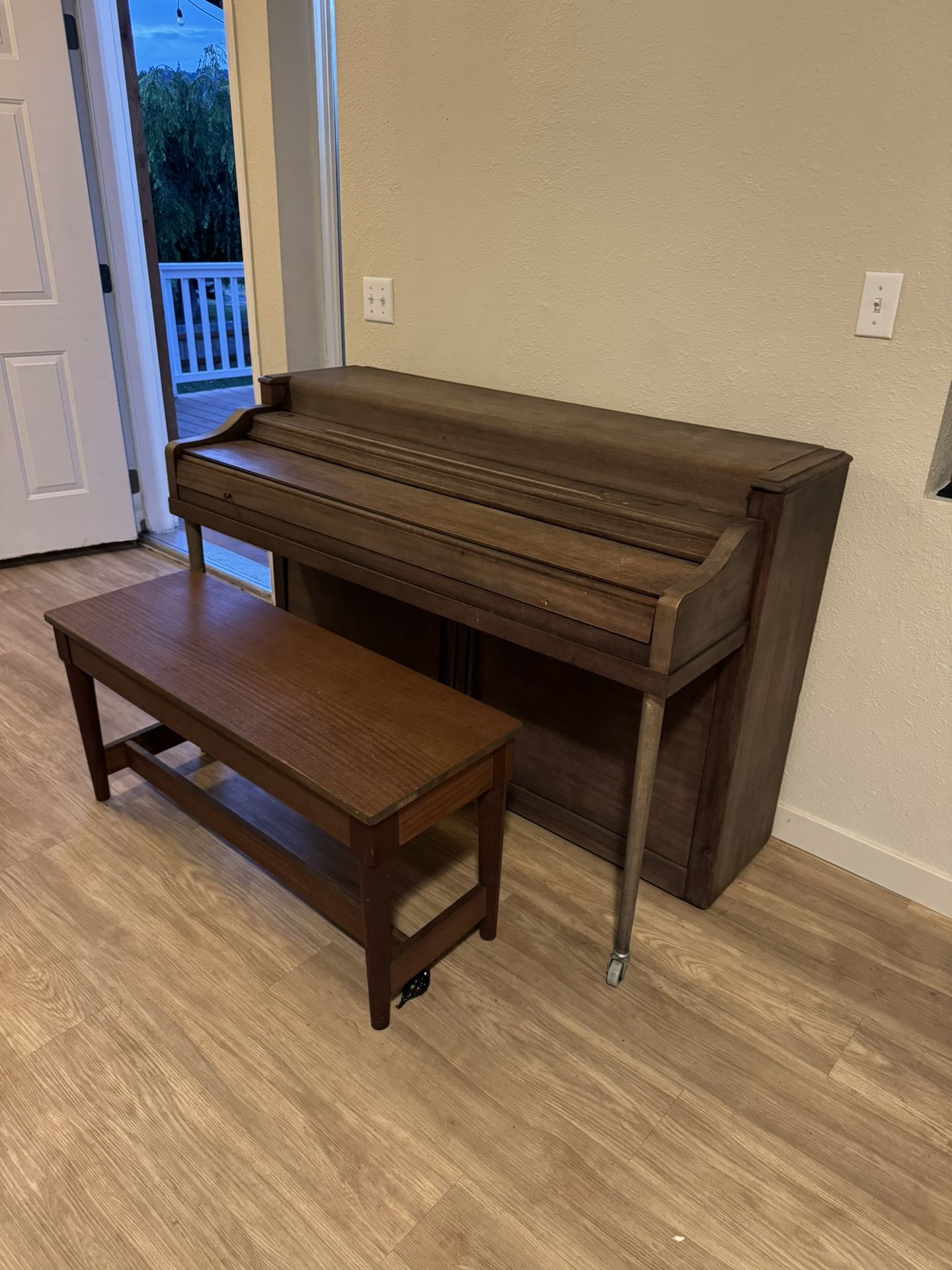 Free Small Piano