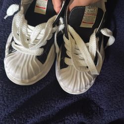 lmk on these MMY blakeys size 9
