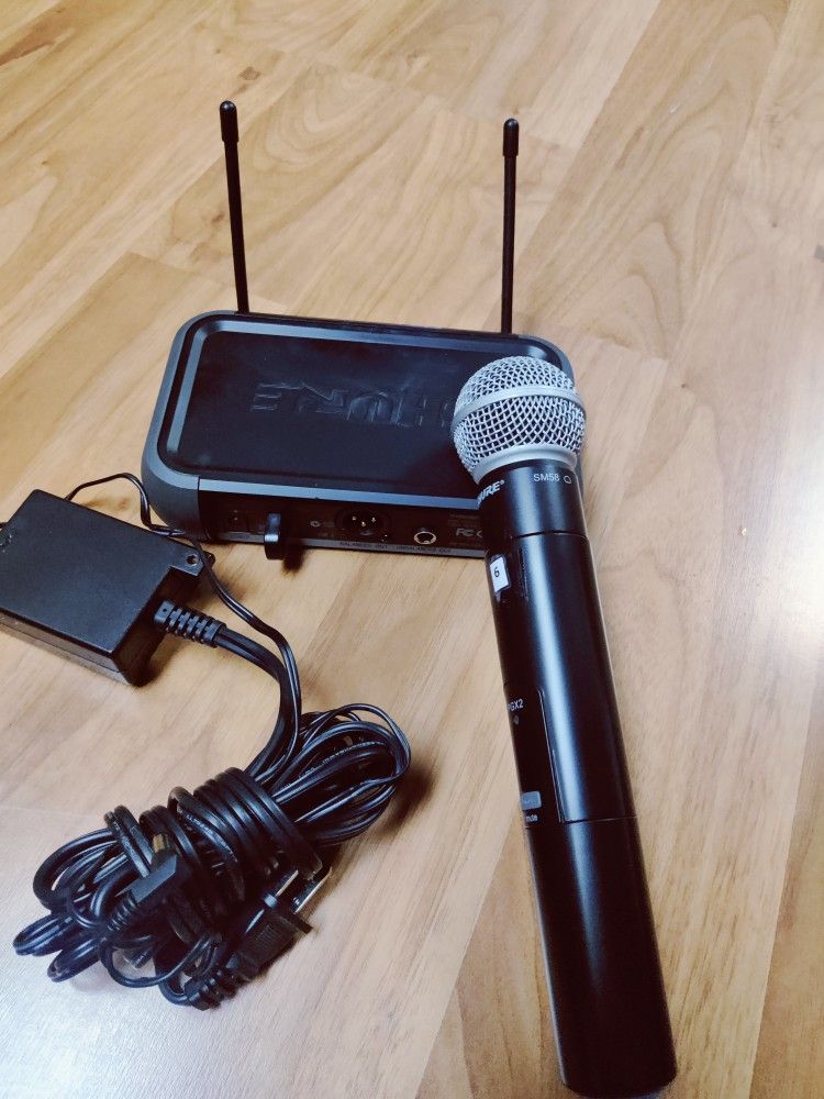 Shure Wireless Microphone
