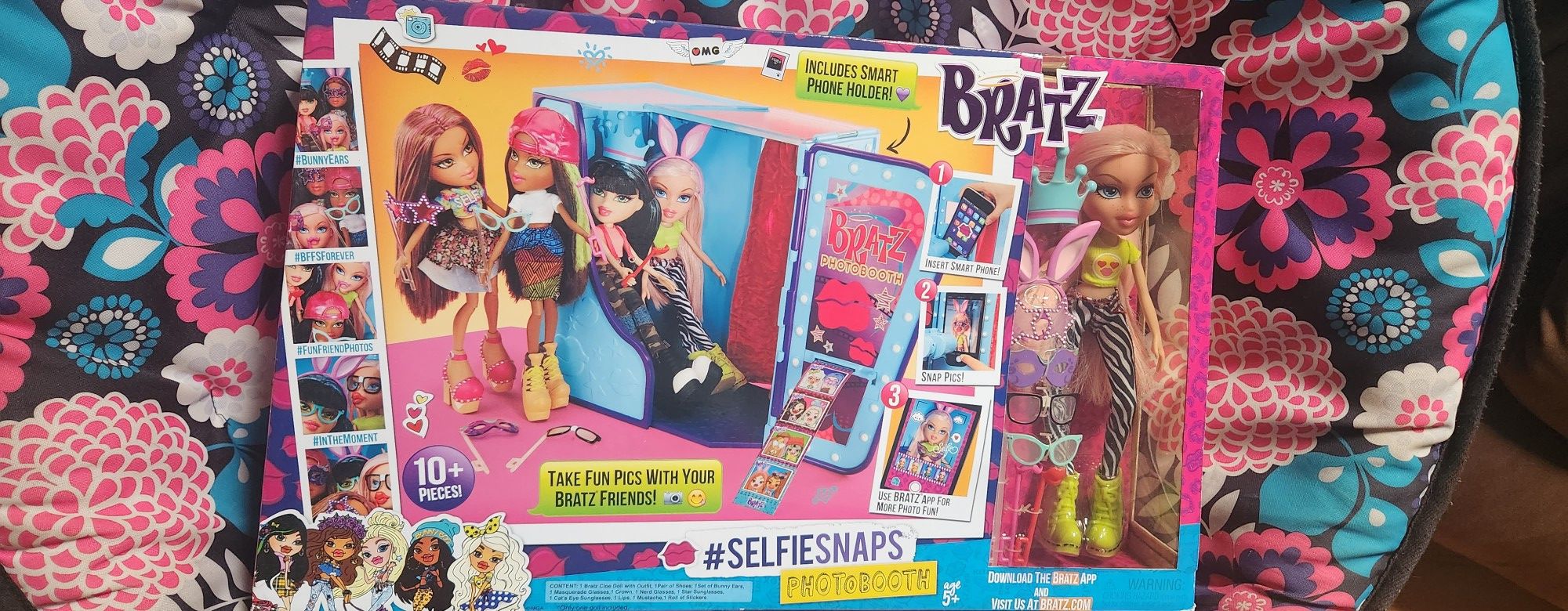 Bratz Photobooth And Doll Playset New