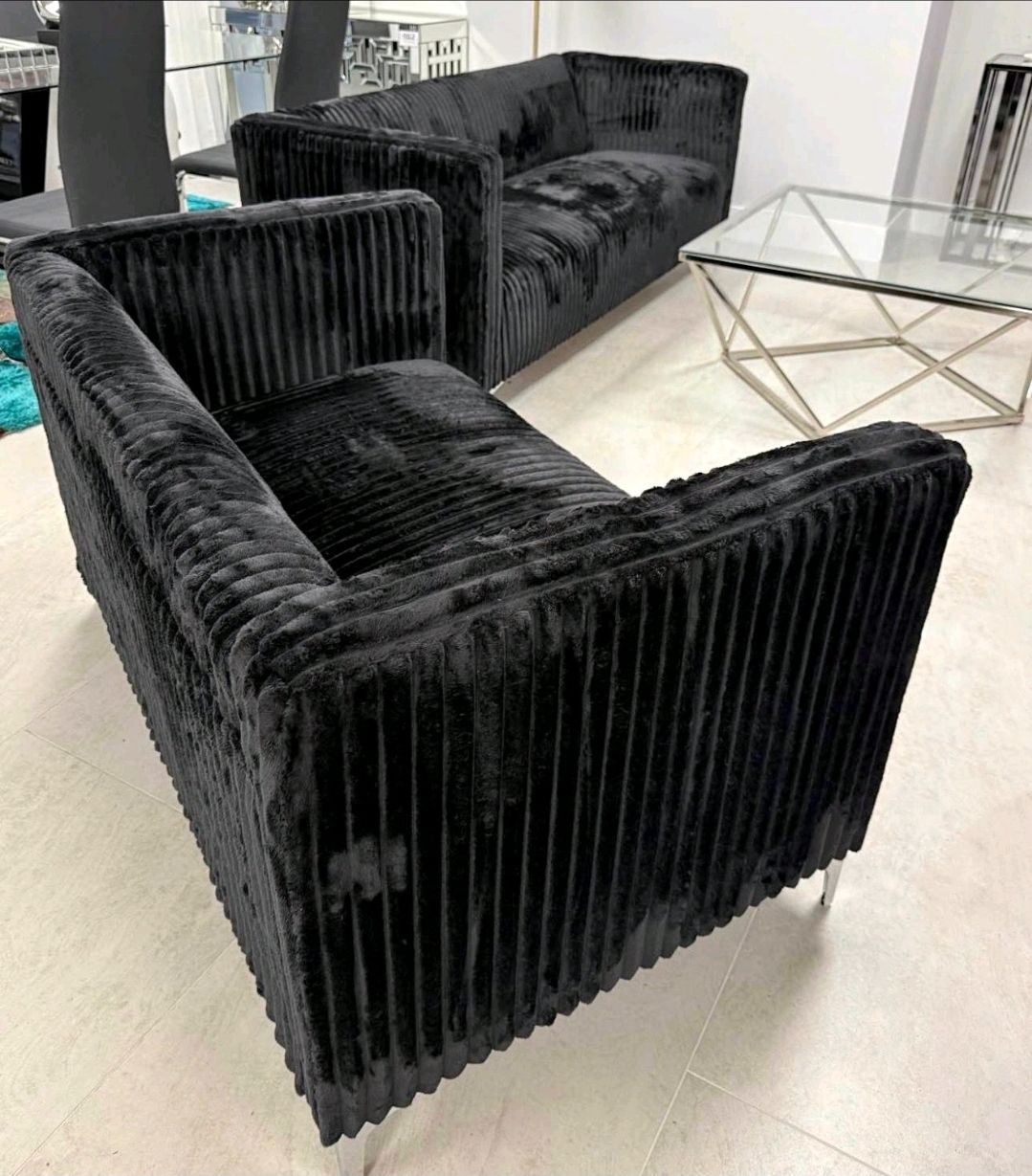 Sofa and loveseat black ⚫️ 😍 new sofa set