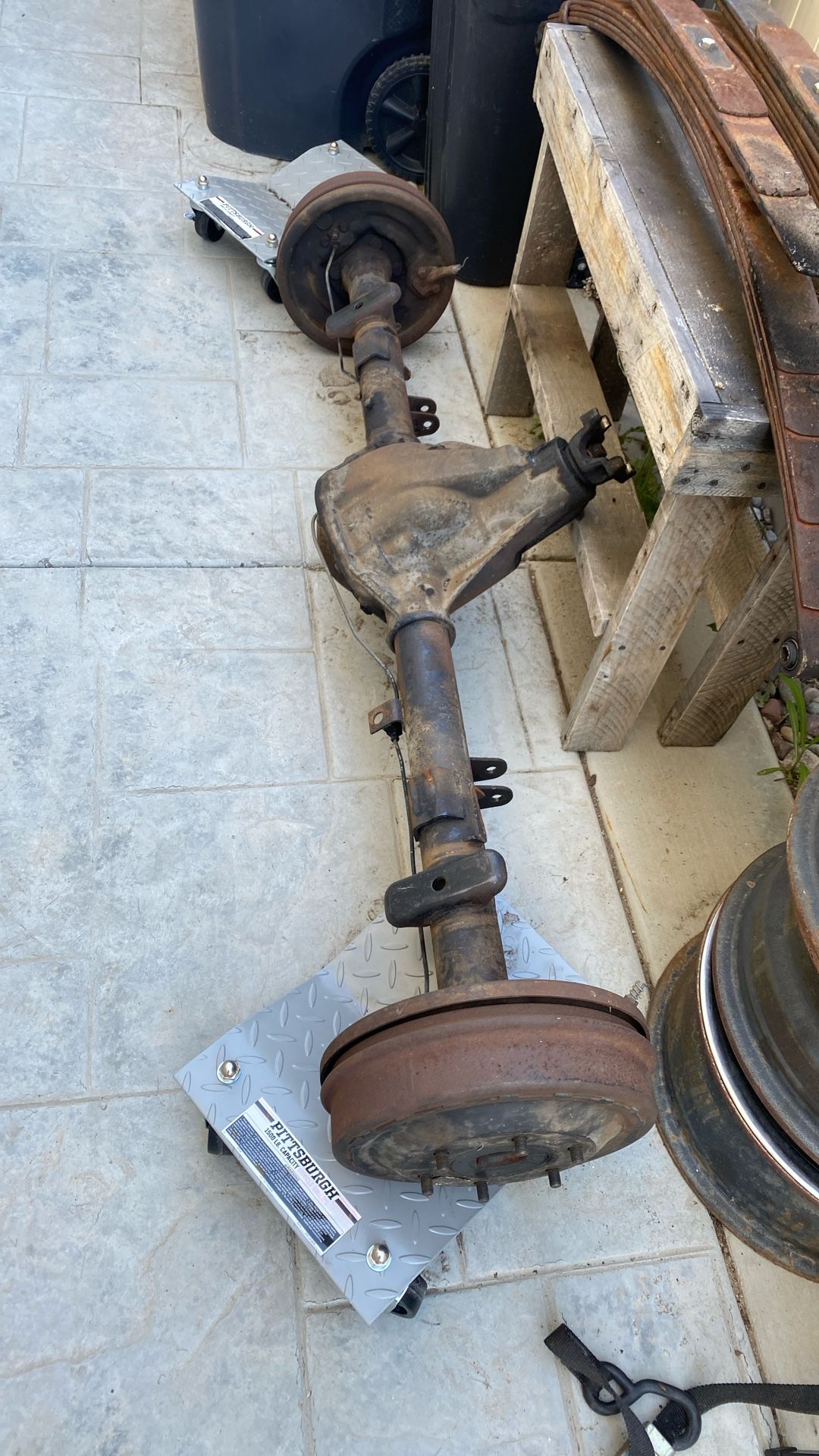 Free 1968 Gmc 1500 10 Bolt And Leaf Springs