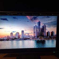 HP 2010i 16:9 Monitor with Build in Speekers