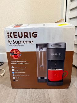 Keurig K-Supreme Single Serve Pod Coffee Maker Gray 66 oz Dual-Position