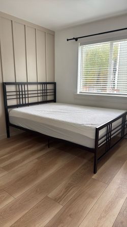 Free bed frame