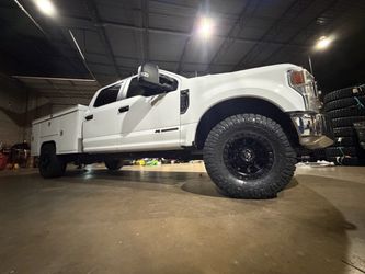 Get Free. Alignment. With 2.5” Leveling kit Install. On does f250 f350 (We Finance)