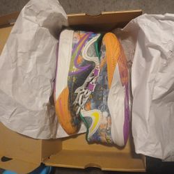 KYRIE IRVING 8S