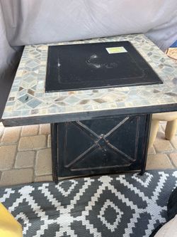 Fire pit $80 no gas tank