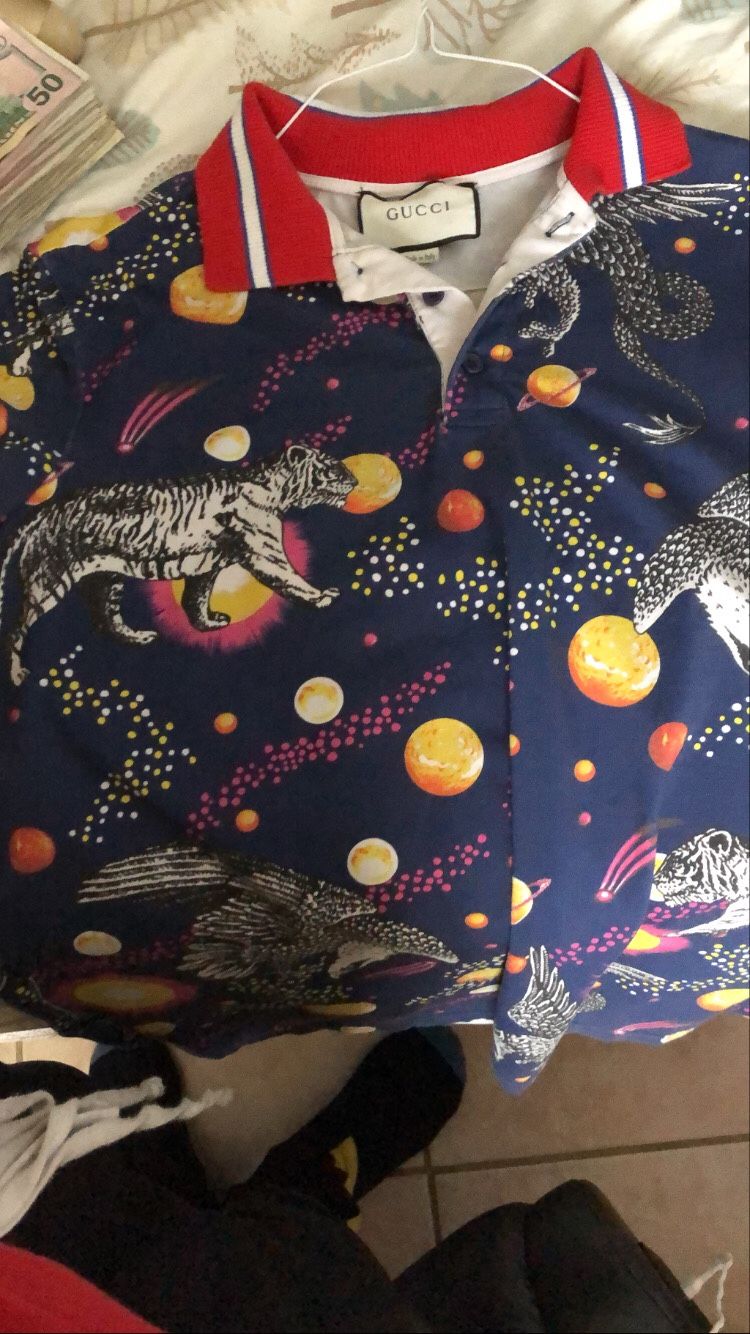 Gucci space shirt large