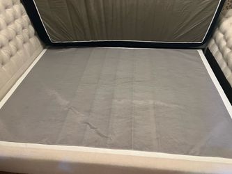 Queen Bunky board with cover