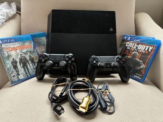 Sony PlayStation 4 PS4 500GB Bundle – 2 Controllers & 4 Games