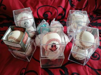 Assortment of Collectible Baseballs